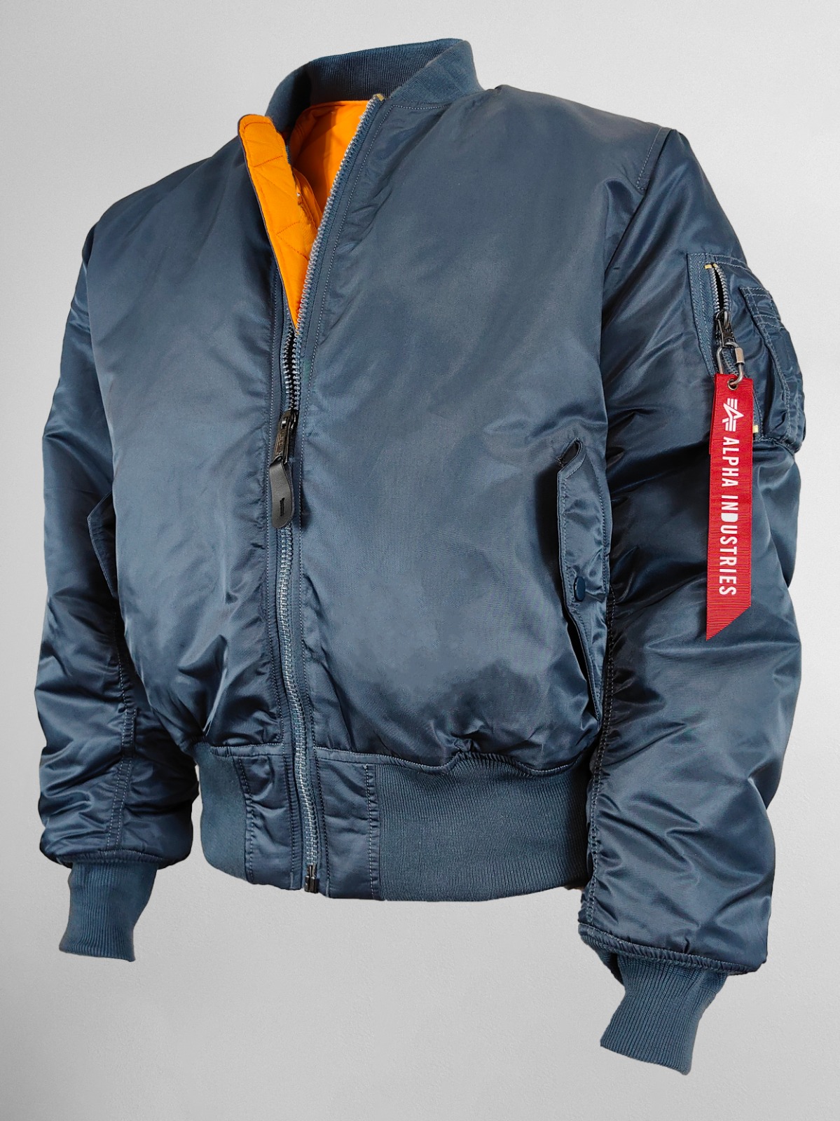 Бомбер мужской  MA-1  heritage Alpha Industries